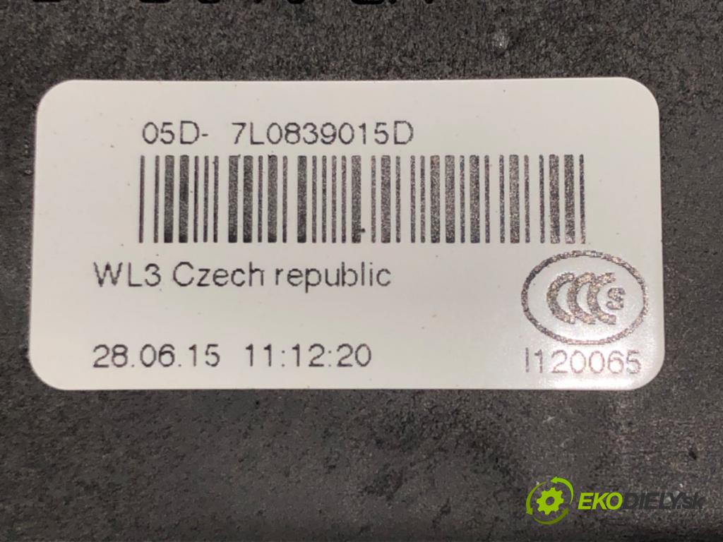 VW TOURAN (1T1, 1T2) 2003 - 2010    1.9 TDI 74 kW [100 KM] olej napędowy 2003 - 2004  zámok dveře levý zadní část 7L0839015D