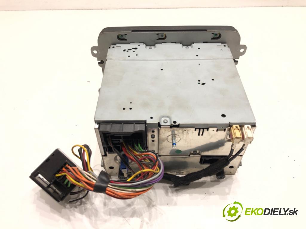 VW TOURAN (1T1, 1T2) 2003 - 2010    1.9 TDI 74 kW [100 KM] olej napędowy 2003 - 2004  RADIO 1K0035198C (Audio zariadenia)