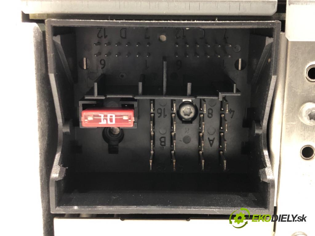 VW TOURAN (1T1, 1T2) 2003 - 2010    1.9 TDI 74 kW [100 KM] olej napędowy 2003 - 2004  RADIO 1K0035198C (Audio zariadenia)