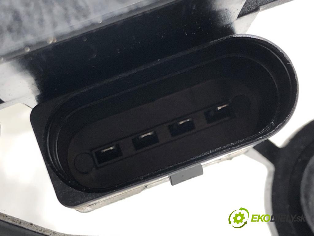 VW TOURAN (1T1, 1T2) 2003 - 2010    1.9 TDI 74 kW [100 KM] olej napędowy 2003 - 2004  motor stěračů zadní část 1T0955711