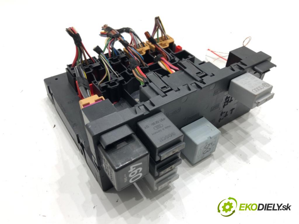 VW TOURAN (1T1, 1T2) 2003 - 2010    1.9 TDI 74 kW [100 KM] olej napędowy 2003 - 2004  Modul BORDNETZ 1K0937049K (Ostatné)