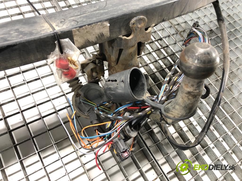 VW TOURAN (1T1, 1T2) 2003 - 2010    1.9 TDI 74 kW [100 KM] olej napędowy 2003 - 2004  Hák tažné zařízení  (Tažná zařízení)