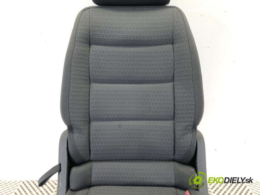 VW TOURAN (1T1, 1T2) 2003 - 2010    1.9 TDI 74 kW [100 KM] olej napędowy 2003 - 2004  Sedadlo zad
