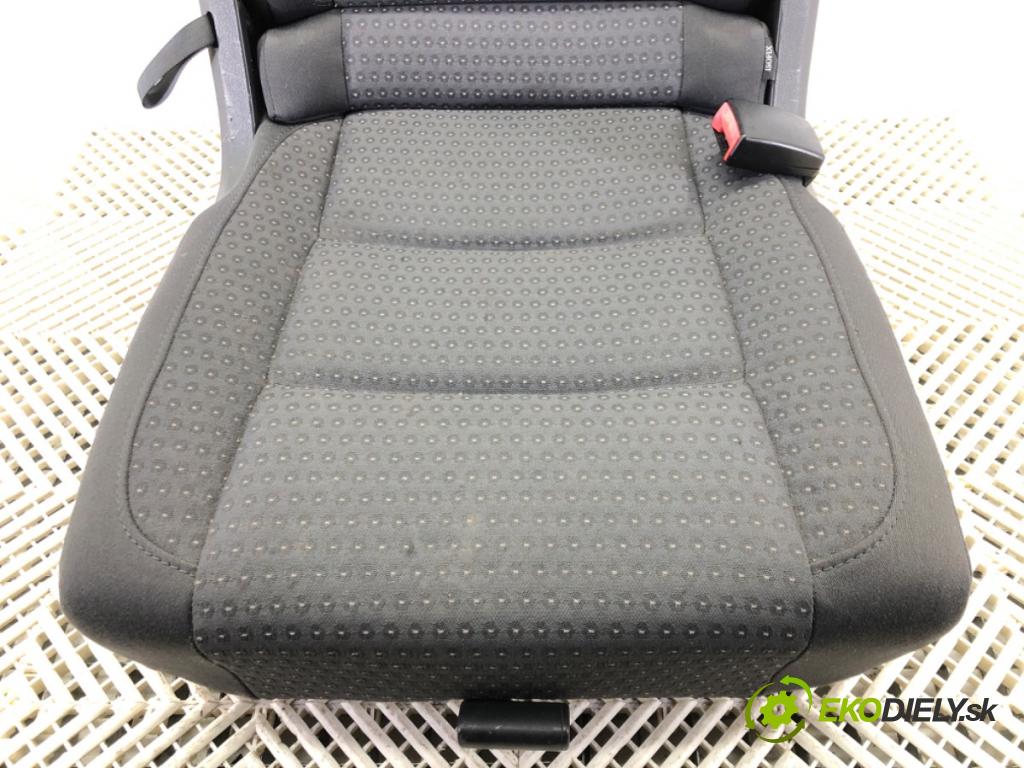 VW TOURAN (1T1, 1T2) 2003 - 2010    1.9 TDI 74 kW [100 KM] olej napędowy 2003 - 2004  Sedadlo zad