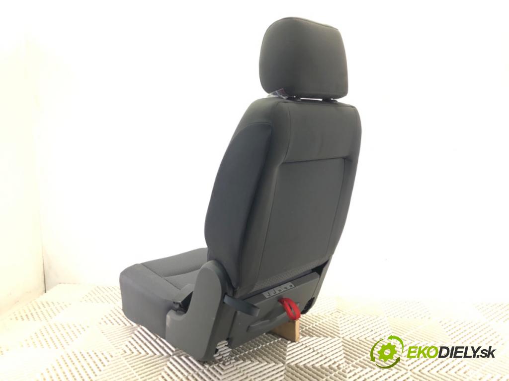 VW TOURAN (1T1, 1T2) 2003 - 2010    1.9 TDI 74 kW [100 KM] olej napędowy 2003 - 2004  Sedadlo zad