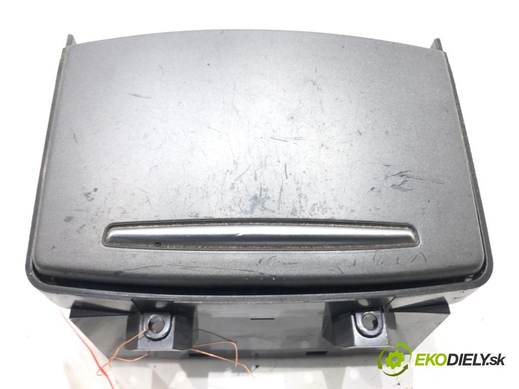 AUDI A6 C6 (4F2) 2004 - 2011    2.4 130 kW [177 KM] benzyna 2004 - 2008  Držiak na nápoje 4F1862533A (Úchyty, držiaky na nápoje)