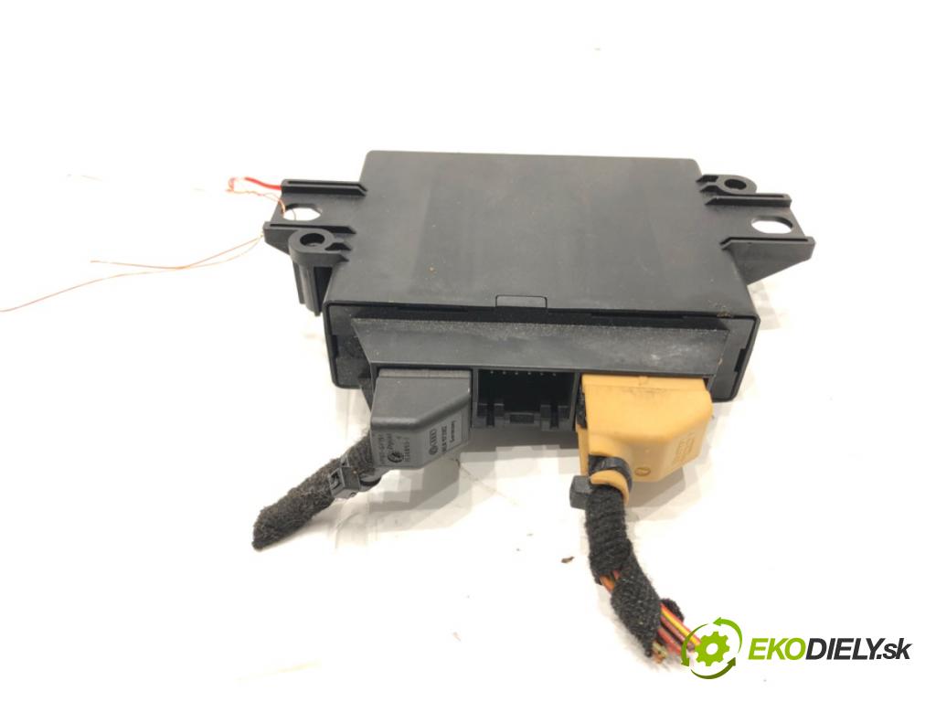 AUDI A6 C6 (4F2) 2004 - 2011    2.4 130 kW [177 KM] benzyna 2004 - 2008  Modul PDC 4F0919283 (Ostatné)