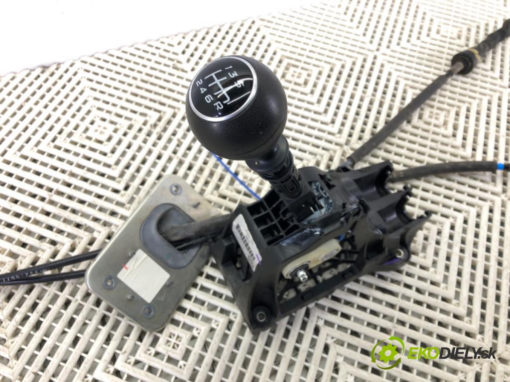 FIAT TIPO sedan (356_) 2015 - 2022    1.4 (356SXA1B) 70 kW [95 KM] benzyna 2015 - 2022  Kulisa 50294520 (Rýchlostné páky / kulisy)