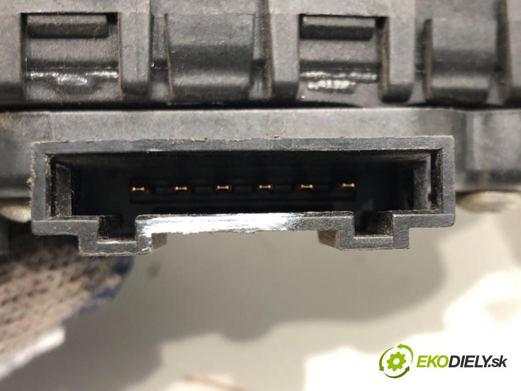 AUDI A4 B7 Avant (8ED) 2004 - 2008    2.0 TDI 103 kW [140 KM] olej napędowy 2004 - 2008  Potenciometer plynu 8E1721523C (Pedále)