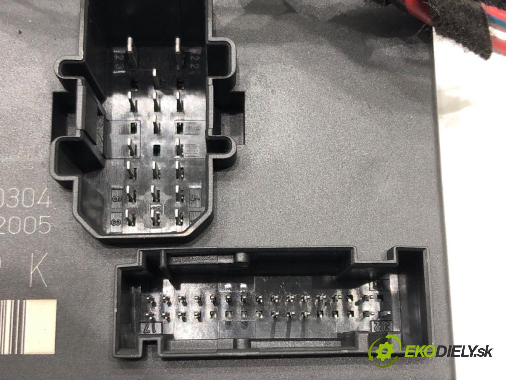 AUDI A4 B7 Avant (8ED) 2004 - 2008    2.0 TDI 103 kW [140 KM] olej napędowy 2004 - 2008  Modul komfortu 8E0907279K (Moduly komfortu)