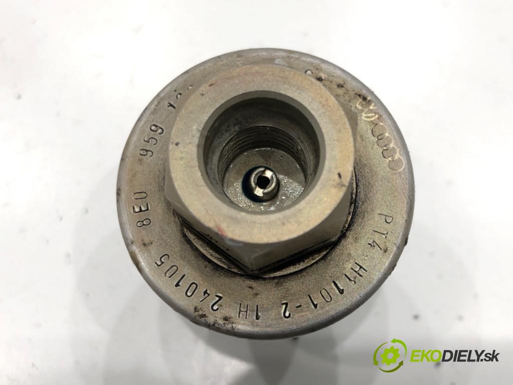 AUDI A4 B7 Avant (8ED) 2004 - 2008    2.0 TDI 103 kW [140 KM] olej napędowy 2004 - 2008  snímač klimatizace 8E0959126 (Snímače)