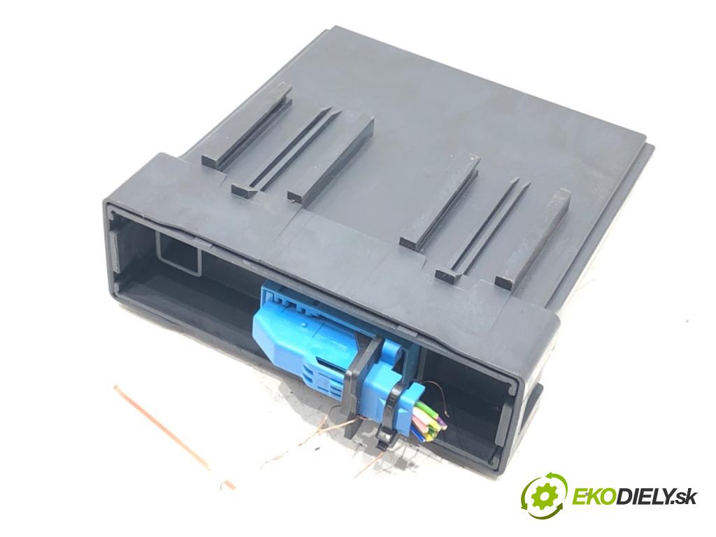 PEUGEOT 208 II (UB_, UP_, UW_, UJ_) 2019 - 2022    e-208 100 kW [136 KM] elektryczny 2019 - 2022  Modul svetiel 9850435680 (Ostatné)