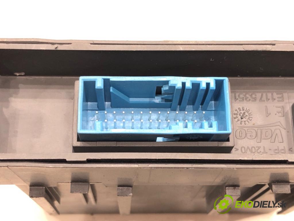 PEUGEOT 208 II (UB_, UP_, UW_, UJ_) 2019 - 2022    e-208 100 kW [136 KM] elektryczny 2019 - 2022  Modul svetiel 9850435680 (Ostatné)