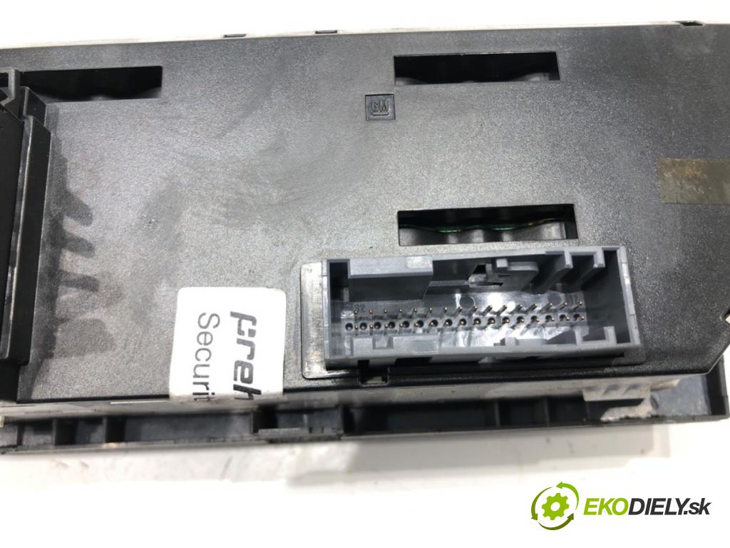 OPEL ASTRA H Kombi (A04) 2004 - 2014    1.7 CDTI (L35) 81 kW [110 KM] olej napędowy 2007 - 2014  Panel ovládania kúrenia 13308174 (Prepínače, spínače, tlačidlá a ovládače kúrenia)