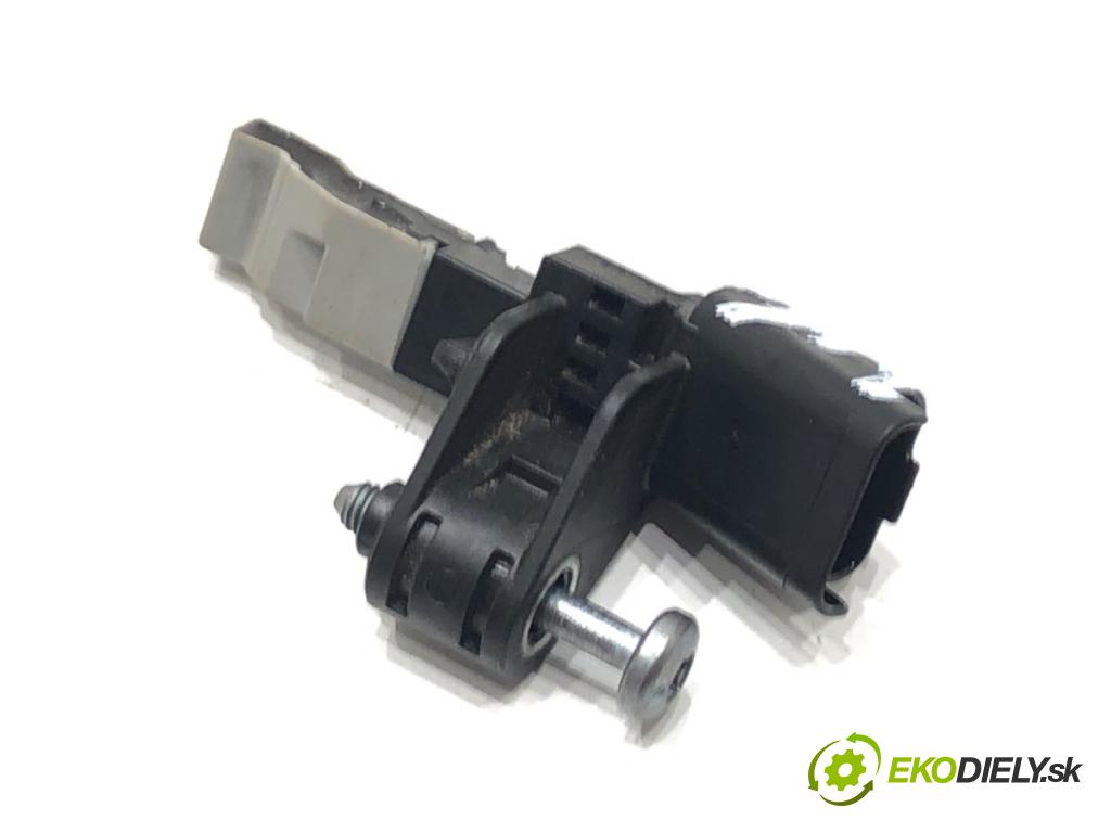 OPEL CORSA F 2019 - 2022    1.2 (68) 55 kW [75 KM] benzyna 2019 - 2022  snímač pozice hřídele klikového 9675226780 (Snímače polohy kliky, vačky)