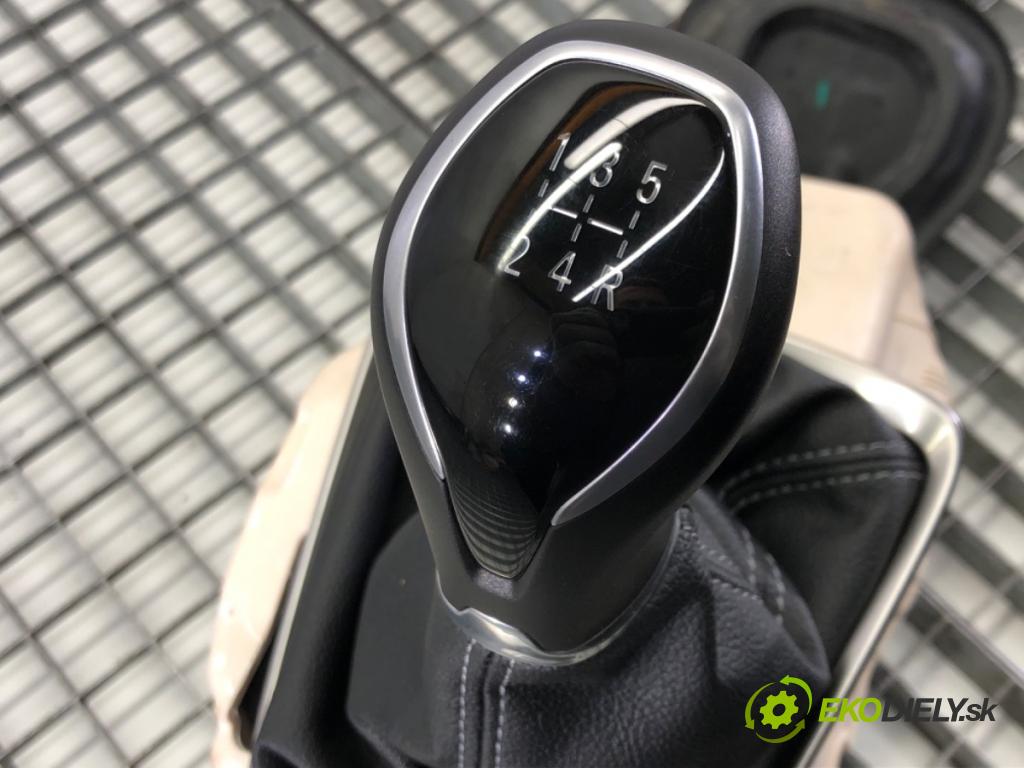 OPEL CORSA F 2019 - 2022    1.2 (68) 55 kW [75 KM] benzyna 2019 - 2022  Kulisa 9828239980 (Rýchlostné páky / kulisy)