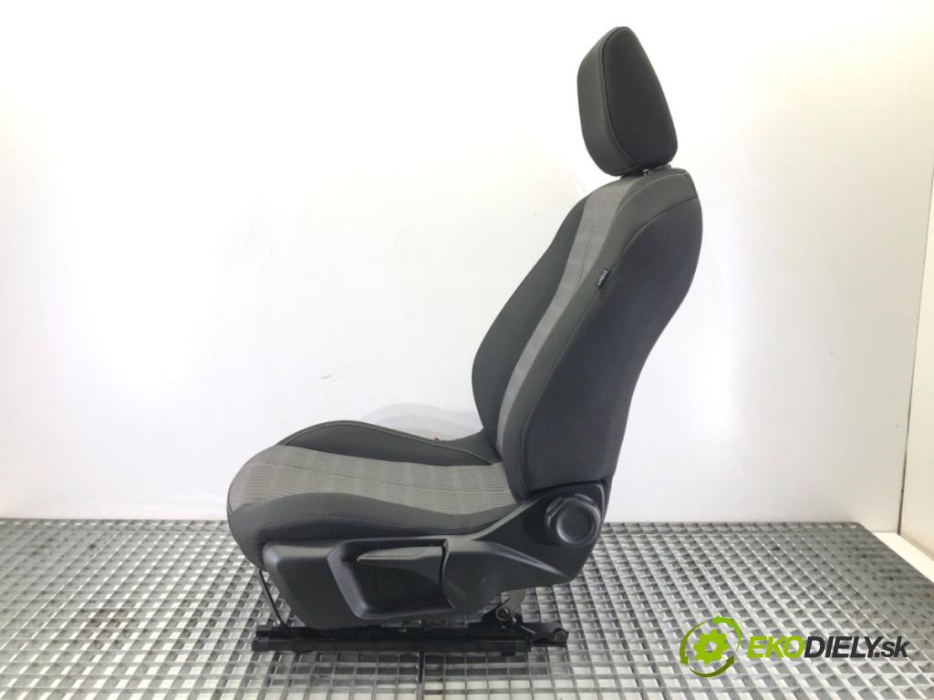 OPEL CORSA F 2019 - 2022    1.2 (68) 55 kW [75 KM] benzyna 2019 - 2022  Sedadlo ľavy predný