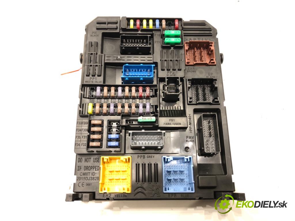 OPEL CORSA F 2019 - 2022    1.2 (68) 55 kW [75 KM] benzyna 2019 - 2022  modul BSI 9845141280 (Pojistkové skříňky)