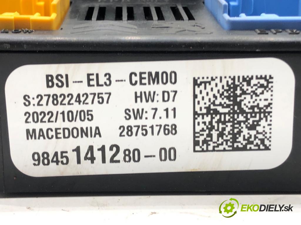 OPEL CORSA F 2019 - 2022    1.2 (68) 55 kW [75 KM] benzyna 2019 - 2022  Modul BSI 9845141280 (Poistkové skrinky)