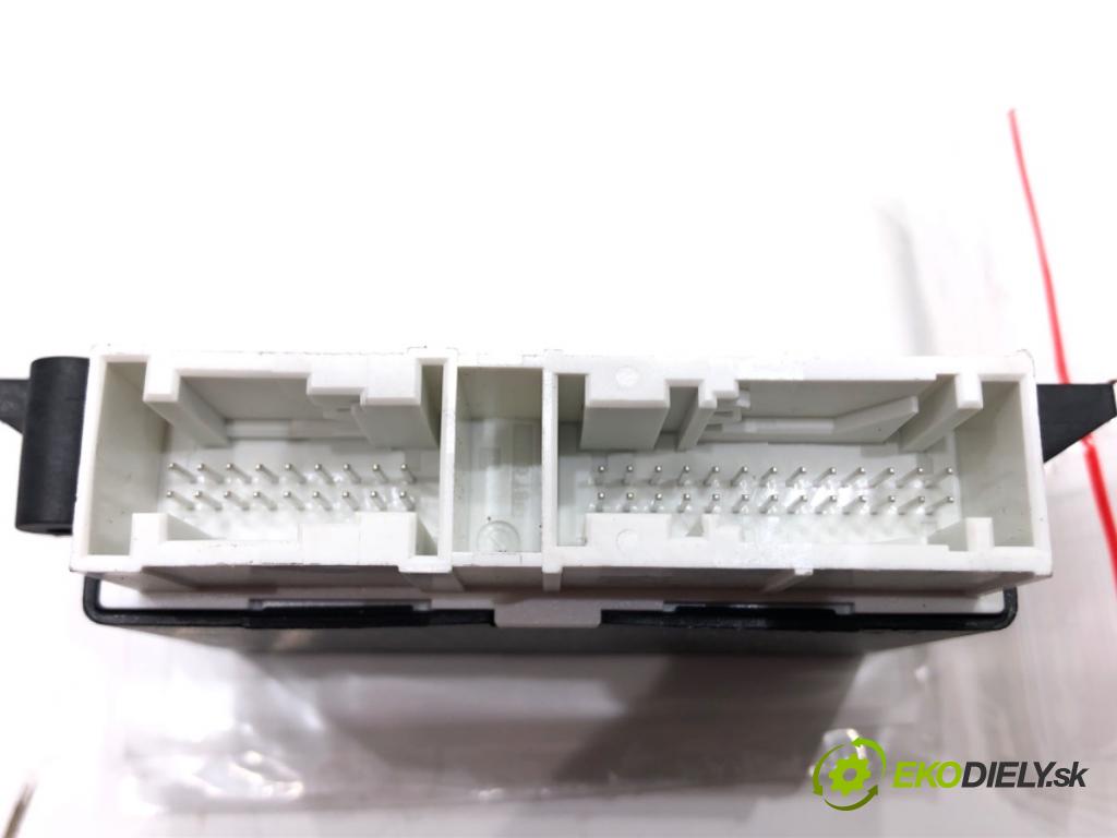 OPEL CORSA F 2019 - 2022    1.2 (68) 55 kW [75 KM] benzyna 2019 - 2022  Modul PDC 9838793580 (Ostatné)