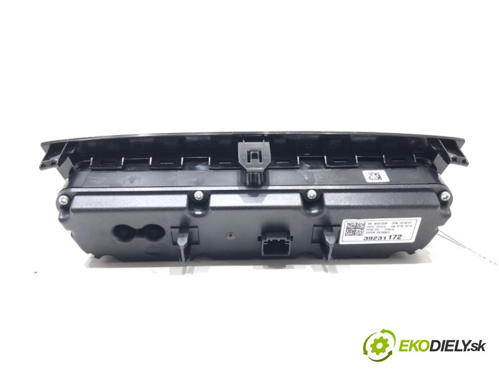 OPEL CORSA F 2019 - 2022    1.2 (68) 55 kW [75 KM] benzyna 2019 - 2022  Panel ovládania kúrenia 39231172 (Prepínače, spínače, tlačidlá a ovládače kúrenia)