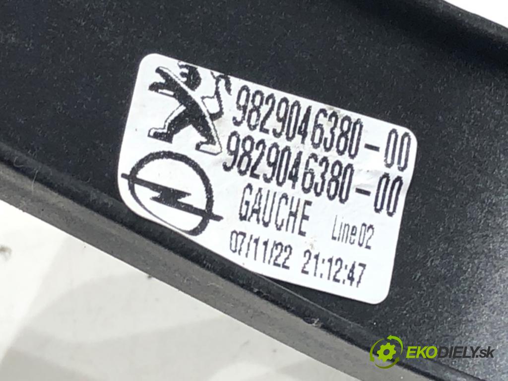 OPEL CORSA F 2019 - 2022    1.2 (68) 55 kW [75 KM] benzyna 2019 - 2022  mechanismus okna levý zadní část 9829046380