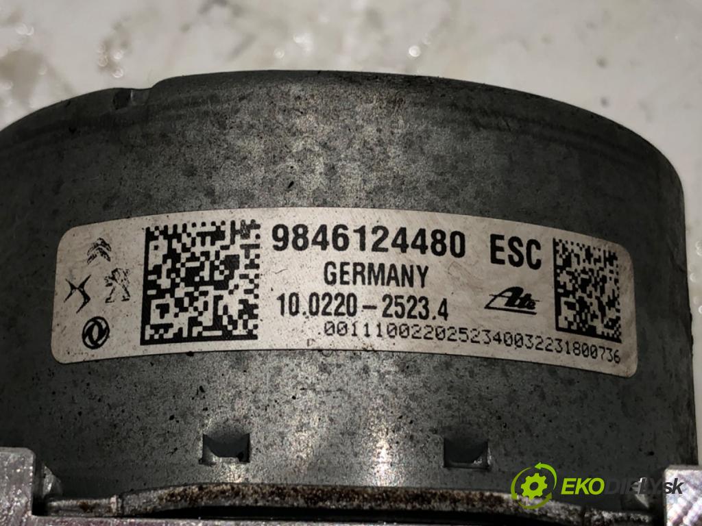 OPEL CORSA F 2019 - 2022    1.2 (68) 55 kW [75 KM] benzyna 2019 - 2022  Pumpa ABS 9846124480 (Pumpy ABS)