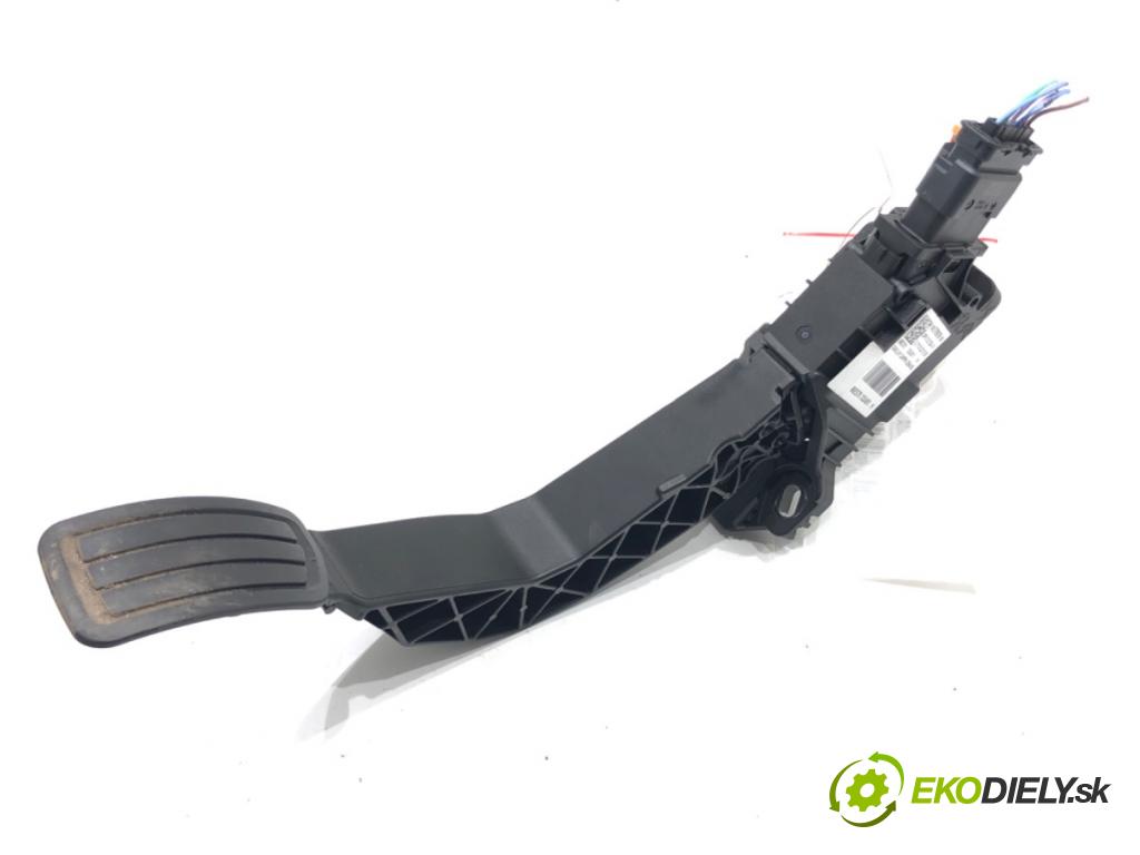 OPEL CORSA F 2019 - 2022    1.2 (68) 55 kW [75 KM] benzyna 2019 - 2022  Potenciometer plynu 9837891880 (Pedále)