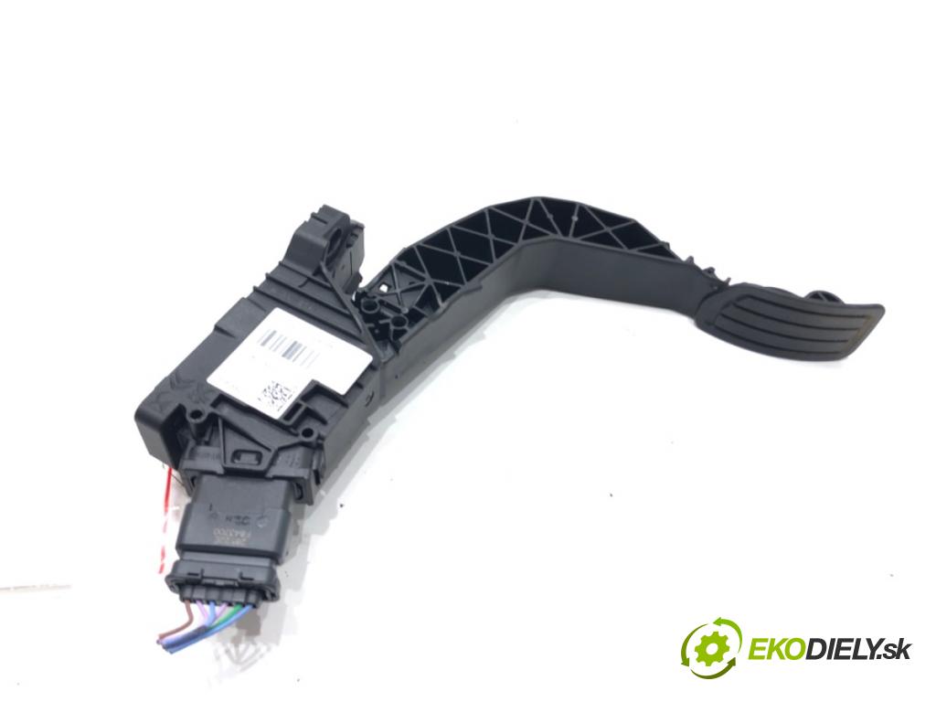 OPEL CORSA F 2019 - 2022    1.2 (68) 55 kW [75 KM] benzyna 2019 - 2022  Potenciometer plynu 9837891880 (Pedále)