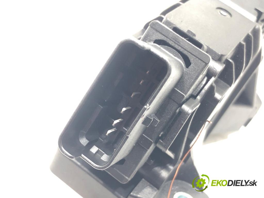 OPEL CORSA F 2019 - 2022    1.2 (68) 55 kW [75 KM] benzyna 2019 - 2022  Potenciometer plynu 9837891880 (Pedále)