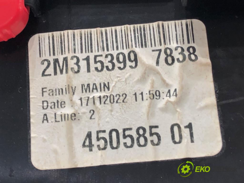 OPEL CORSA F 2019 - 2022    1.2 (68) 55 kW [75 KM] benzyna 2019 - 2022  skříňka poistková  (Pojistkové skříňky)