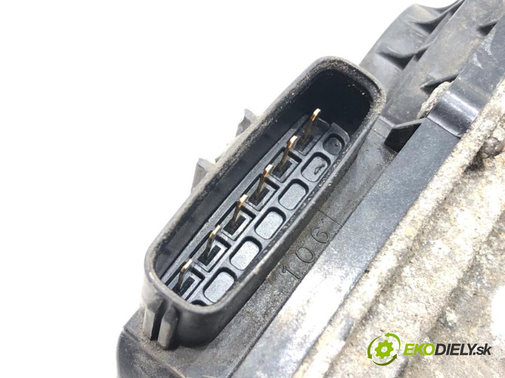 MITSUBISHI LANCER VIII (CY_A, CZ_A) 2007 - 2022    1.5 80 kW [109 KM] benzyna 2008 - 2022  škrtíci klapka MN195709 (Škrticí klapky)