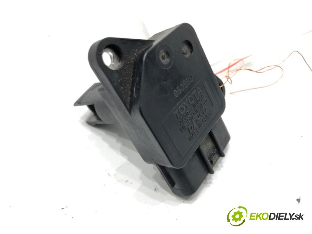 TOYOTA AVENSIS Kombi (_T25_) 2003 - 2008    2.0 (AZT250_) 108 kW [147 KM] benzyna 2003 - 2008  Váha vzduchu 22204-0J010 (Váhy vzduchu)