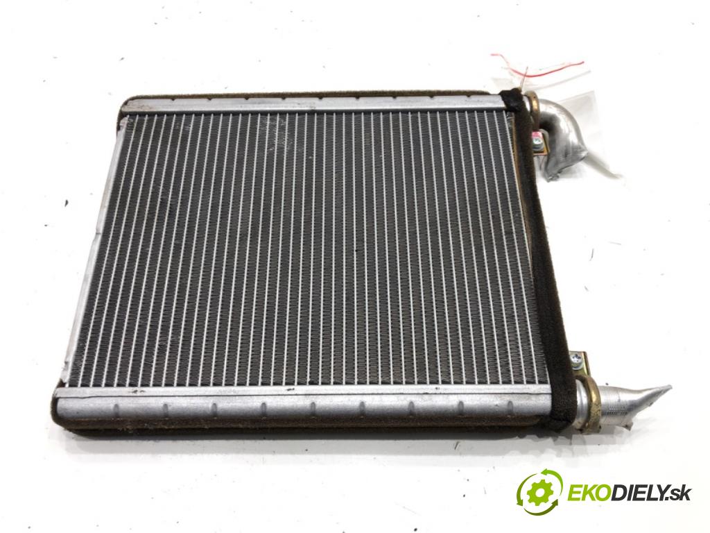 TOYOTA AVENSIS Kombi (_T25_) 2003 - 2008    2.0 (AZT250_) 108 kW [147 KM] benzyna 2003 - 2008  topné těleso radiátor topení  (Radiátory topení)