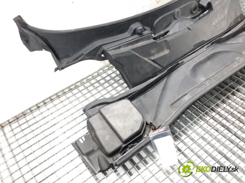 BMW 3 Touring (E91) 2004 - 2012    320 i 125 kW [170 KM] benzyna 2007 - 2012  Torpédo, plast pod čelné okno 6924277 6987498 (Torpéda)