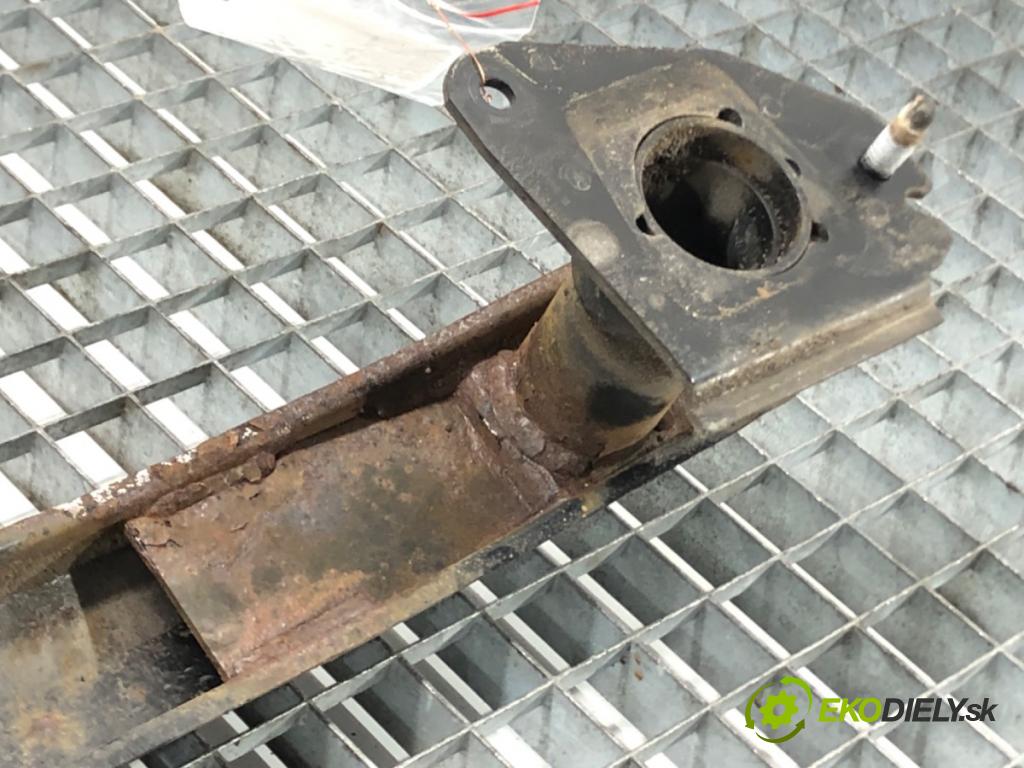 OPEL CORSA E (X15) 2014 - 2022    1.4 (08, 68) 66 kW [90 KM] benzyna 2014 - 2022  výztuha nárazníka zadní část  (Výztuhy zadní)