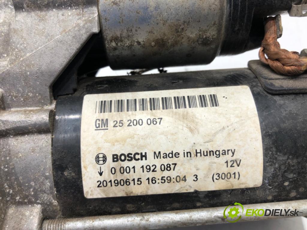 OPEL CORSA E (X15) 2014 - 2022    1.4 (08, 68) 66 kW [90 KM] benzyna 2014 - 2022  Štartér 25200067 (Štartéry)