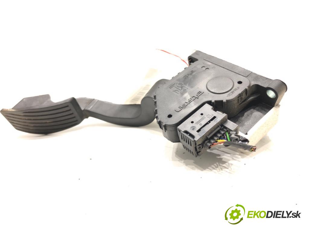 OPEL CORSA E (X15) 2014 - 2022    1.4 (08, 68) 66 kW [90 KM] benzyna 2014 - 2022  Potenciometer plynu  (Pedále)