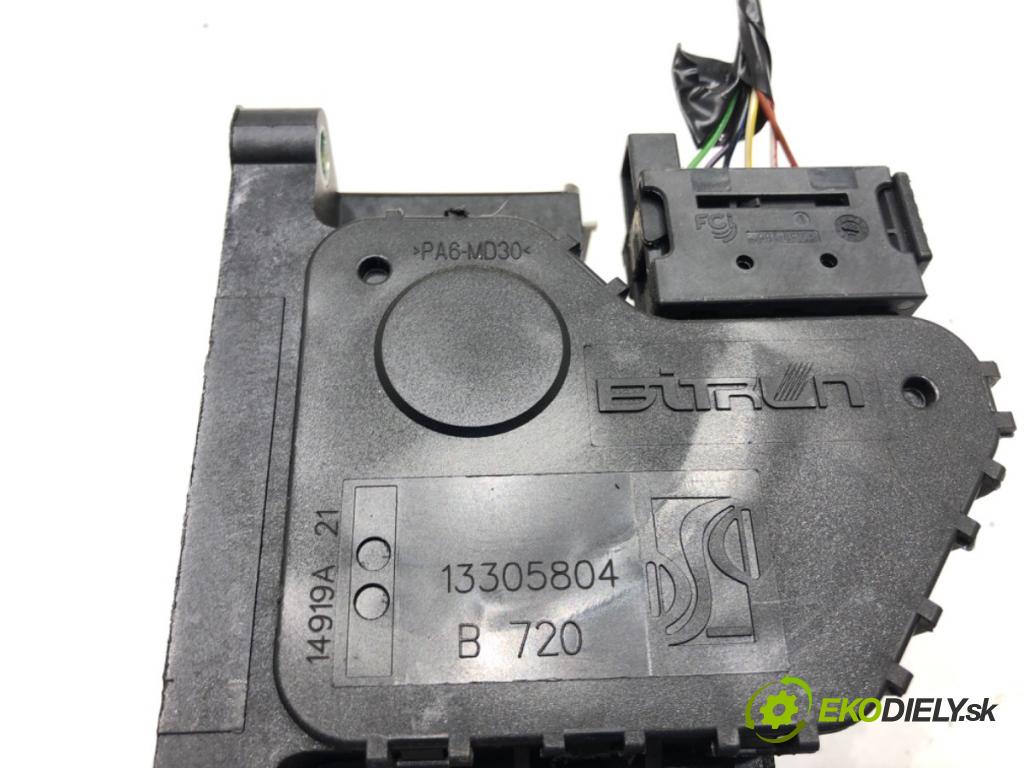 OPEL CORSA E (X15) 2014 - 2022    1.4 (08, 68) 66 kW [90 KM] benzyna 2014 - 2022  Potenciometer plynu  (Pedále)