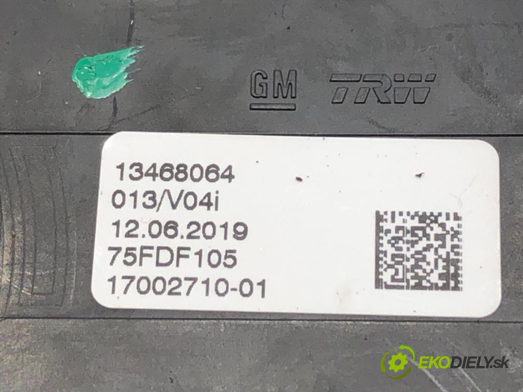 OPEL CORSA E (X15) 2014 - 2022    1.4 (08, 68) 66 kW [90 KM] benzyna 2014 - 2022  Panel ovládania kúrenia 13468064 (Prepínače, spínače, tlačidlá a ovládače kúrenia)