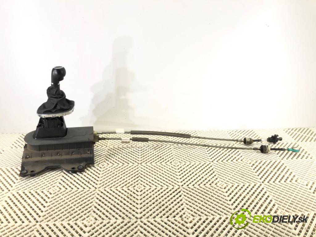 OPEL CORSA E (X15) 2014 - 2022    1.4 (08, 68) 66 kW [90 KM] benzyna 2014 - 2022  Kulisa 55509034 (Rýchlostné páky / kulisy)