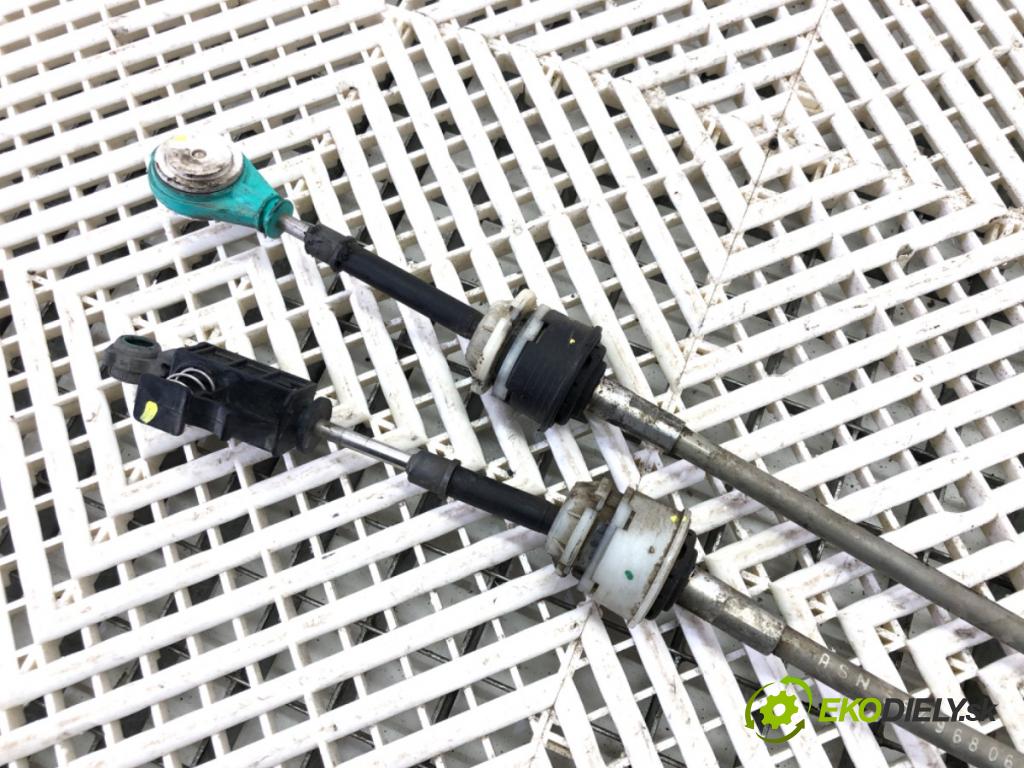 OPEL CORSA E (X15) 2014 - 2022    1.4 (08, 68) 66 kW [90 KM] benzyna 2014 - 2022  Kulisa 55509034 (Rýchlostné páky / kulisy)