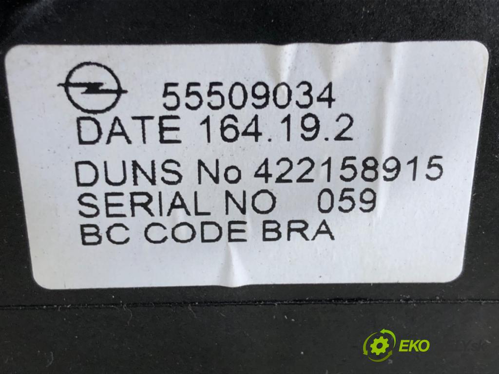 OPEL CORSA E (X15) 2014 - 2022    1.4 (08, 68) 66 kW [90 KM] benzyna 2014 - 2022  Kulisa 55509034 (Rýchlostné páky / kulisy)