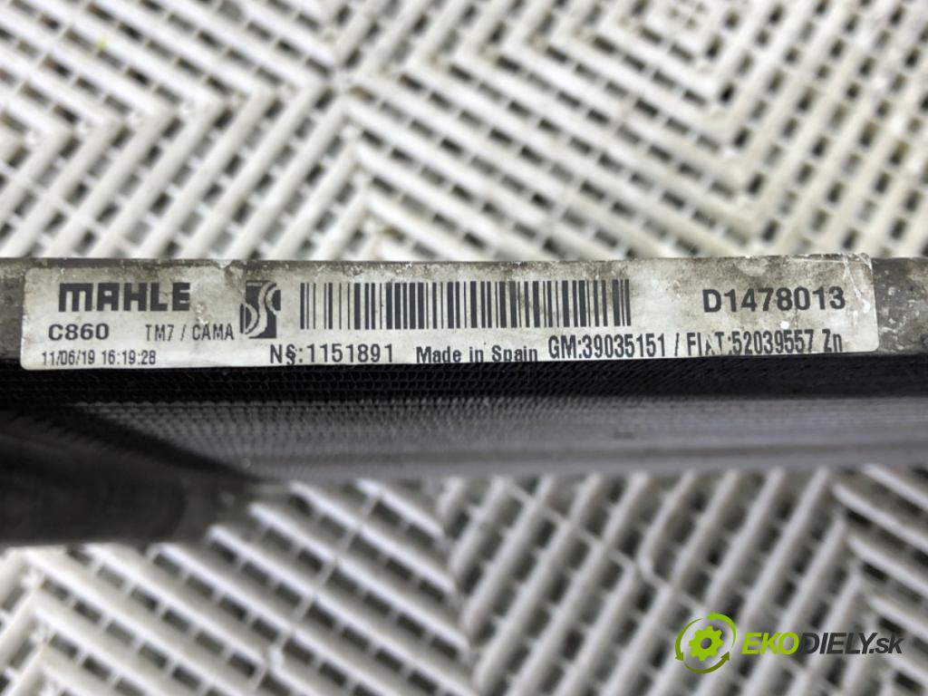 OPEL CORSA E (X15) 2014 - 2022    1.4 (08, 68) 66 kW [90 KM] benzyna 2014 - 2022  Chladič klimatizácie 39035151 (Chladiče klimatizácie)