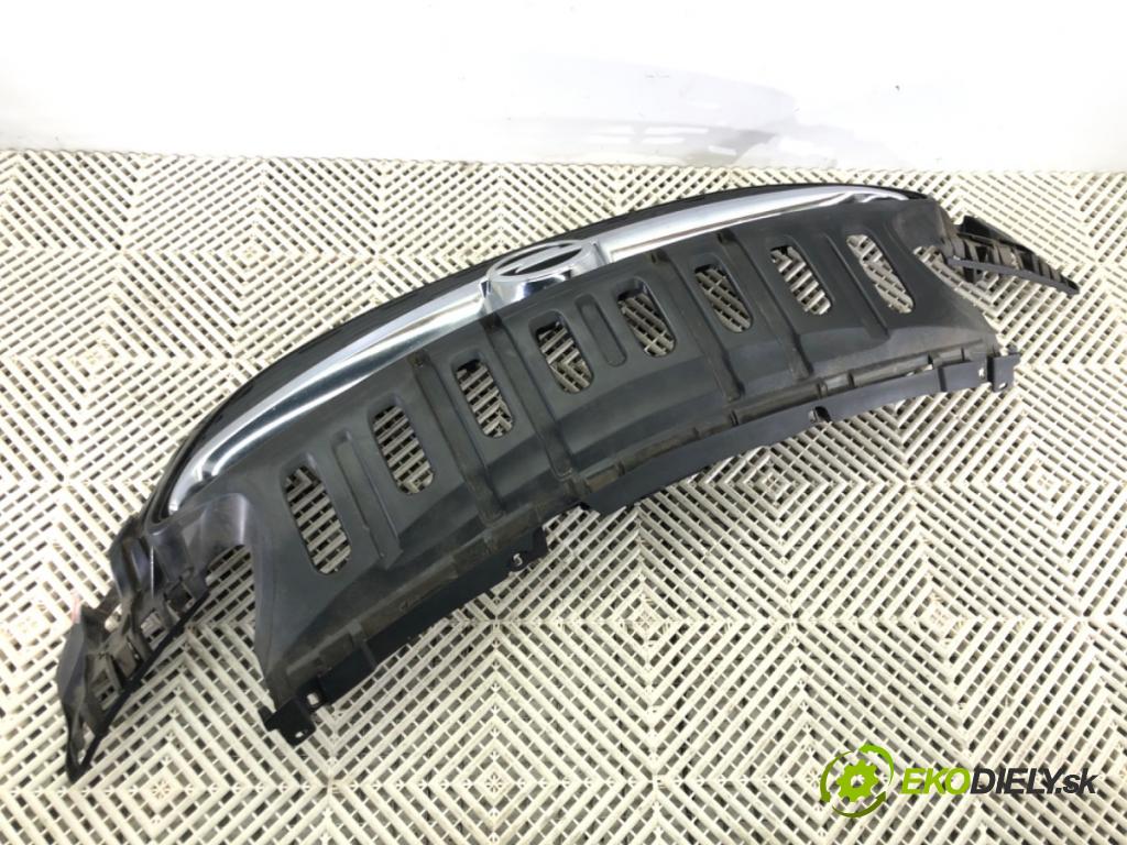 OPEL CORSA E (X15) 2014 - 2022    1.4 (08, 68) 66 kW [90 KM] benzyna 2014 - 2022  mřížka maska 39003576 (Mřížky (masky) chladičů)