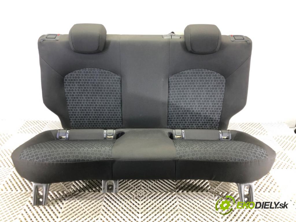 OPEL CORSA E (X15) 2014 - 2022    1.4 (08, 68) 66 kW [90 KM] benzyna 2014 - 2022  Sedadlo zad  (Sedačky, sedadlá)