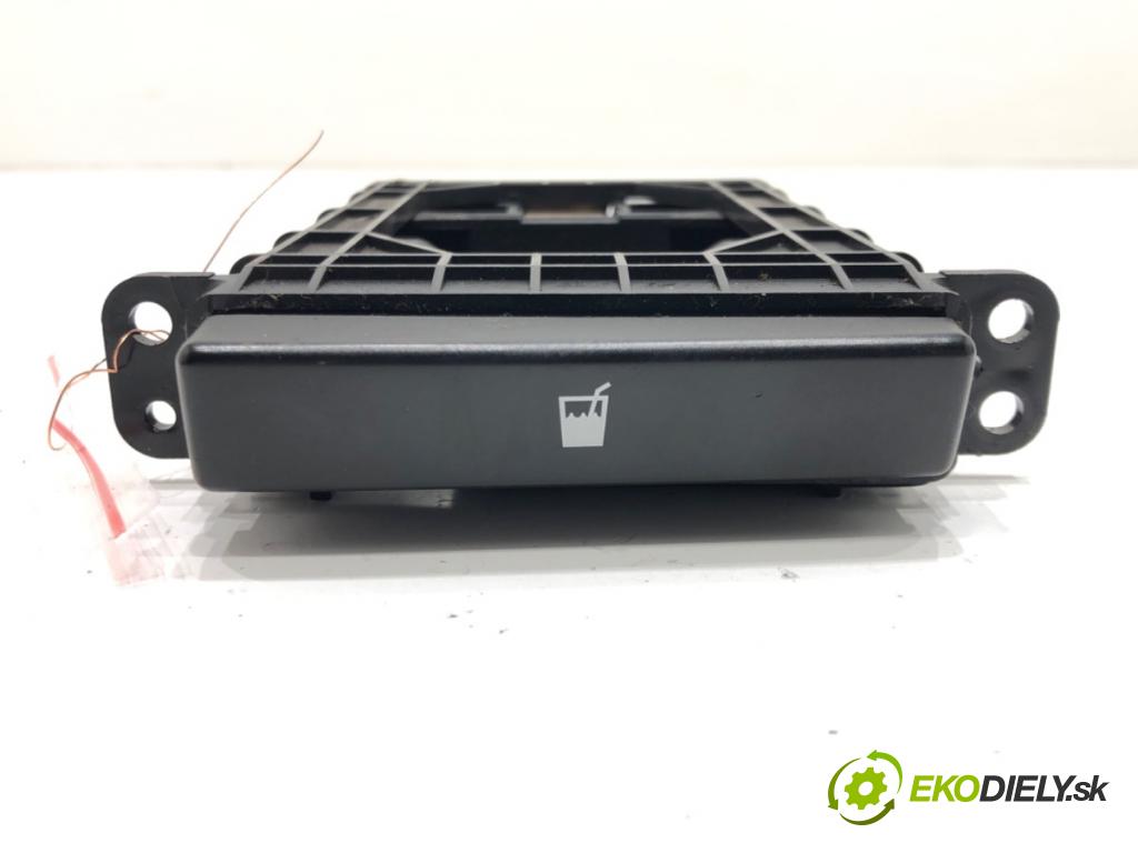 TOYOTA AVENSIS (_T25_) 2003 - 2008    2.0 D-4D (ADT250_) 93 kW [126 KM] olej napędowy 2006 - 2008  Držiak na nápoje MT3509 (Úchyty, držiaky na nápoje)