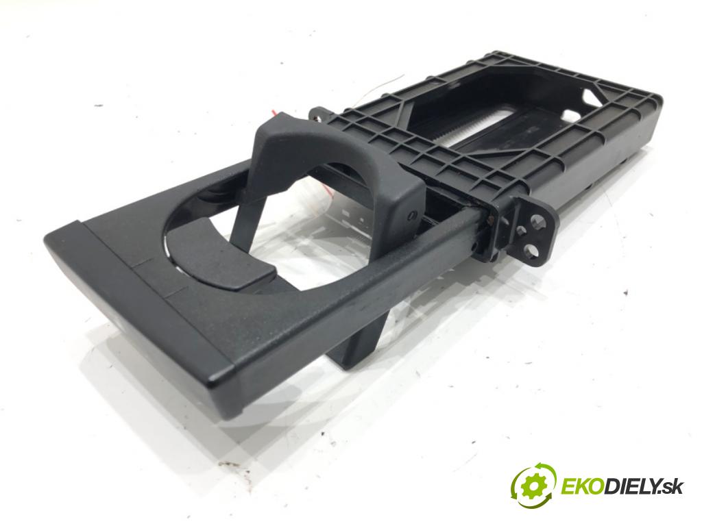 TOYOTA AVENSIS (_T25_) 2003 - 2008    2.0 D-4D (ADT250_) 93 kW [126 KM] olej napędowy 2006 - 2008  Držiak na nápoje MT3509 (Úchyty, držiaky na nápoje)