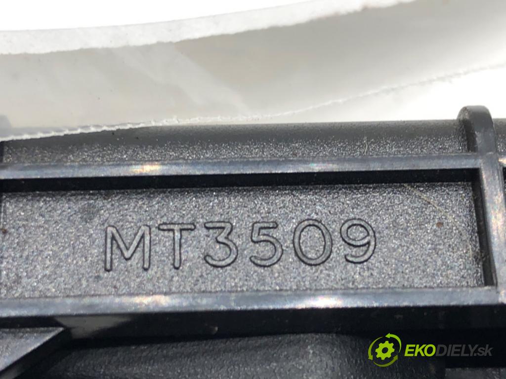 TOYOTA AVENSIS (_T25_) 2003 - 2008    2.0 D-4D (ADT250_) 93 kW [126 KM] olej napędowy 2006 - 2008  Držiak na nápoje MT3509 (Úchyty, držiaky na nápoje)