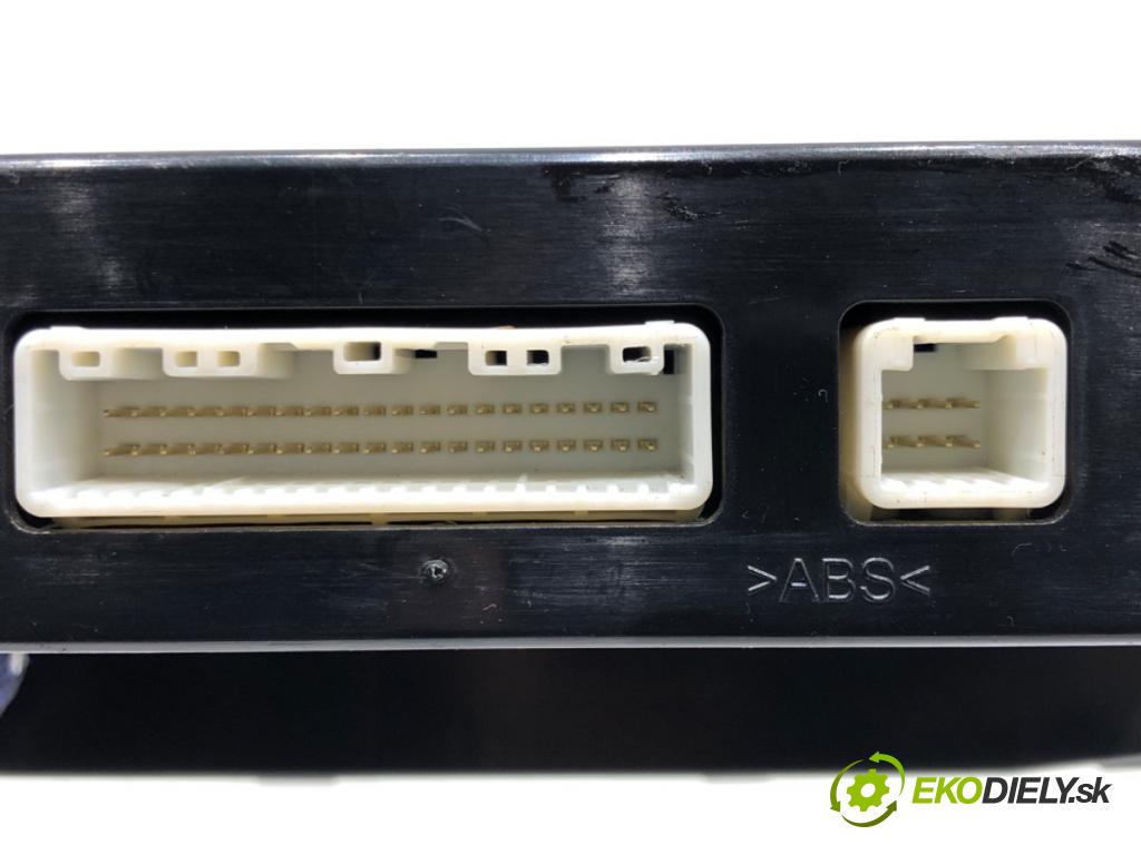 TOYOTA AVENSIS (_T25_) 2003 - 2008    2.0 D-4D (ADT250_) 93 kW [126 KM] olej napędowy 2006 - 2008  Panel ovládania kúrenia 55900-05271 (Prepínače, spínače, tlačidlá a ovládače kúrenia)